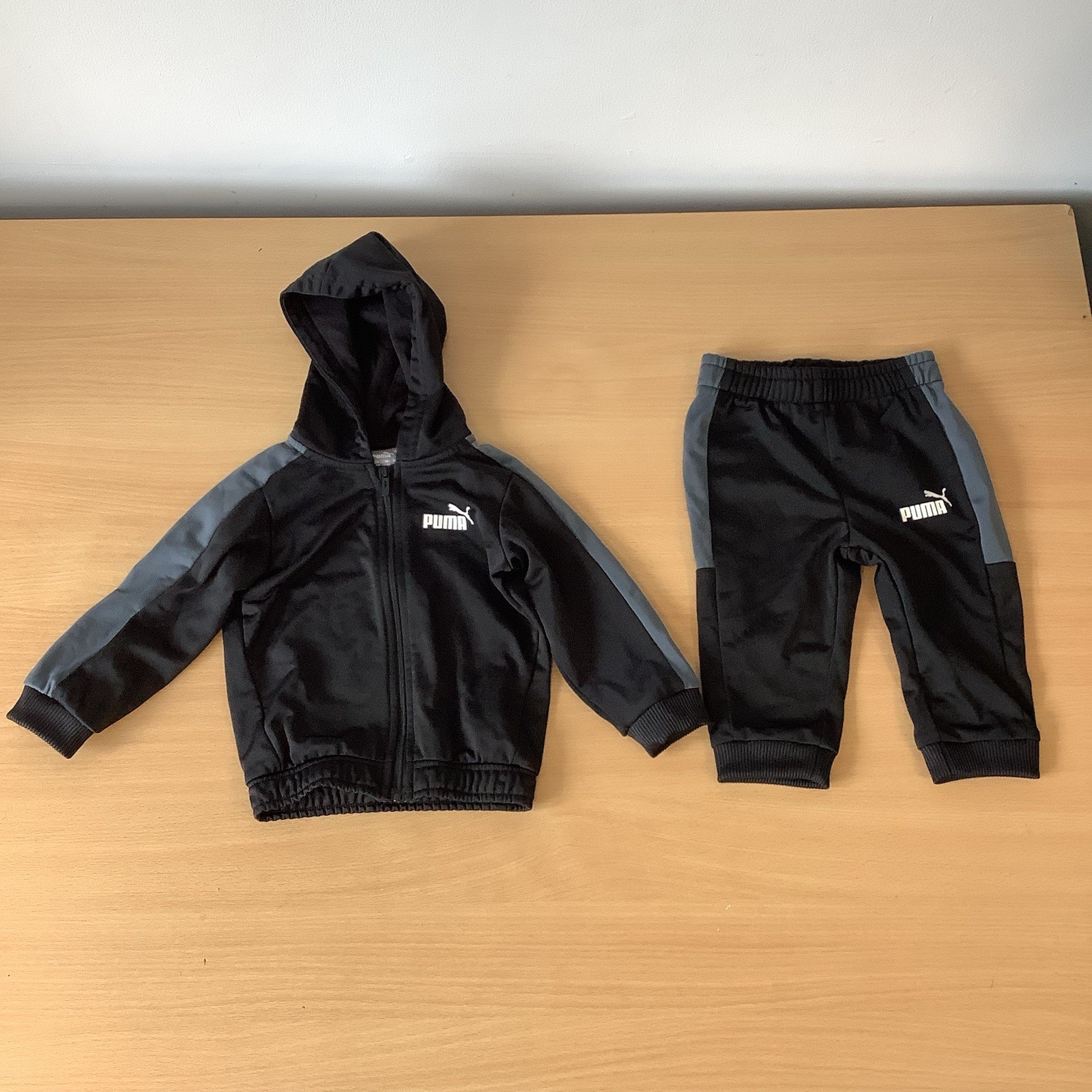 Puma Baby Tracksuit 6-9 Months Black Grey Good Condition