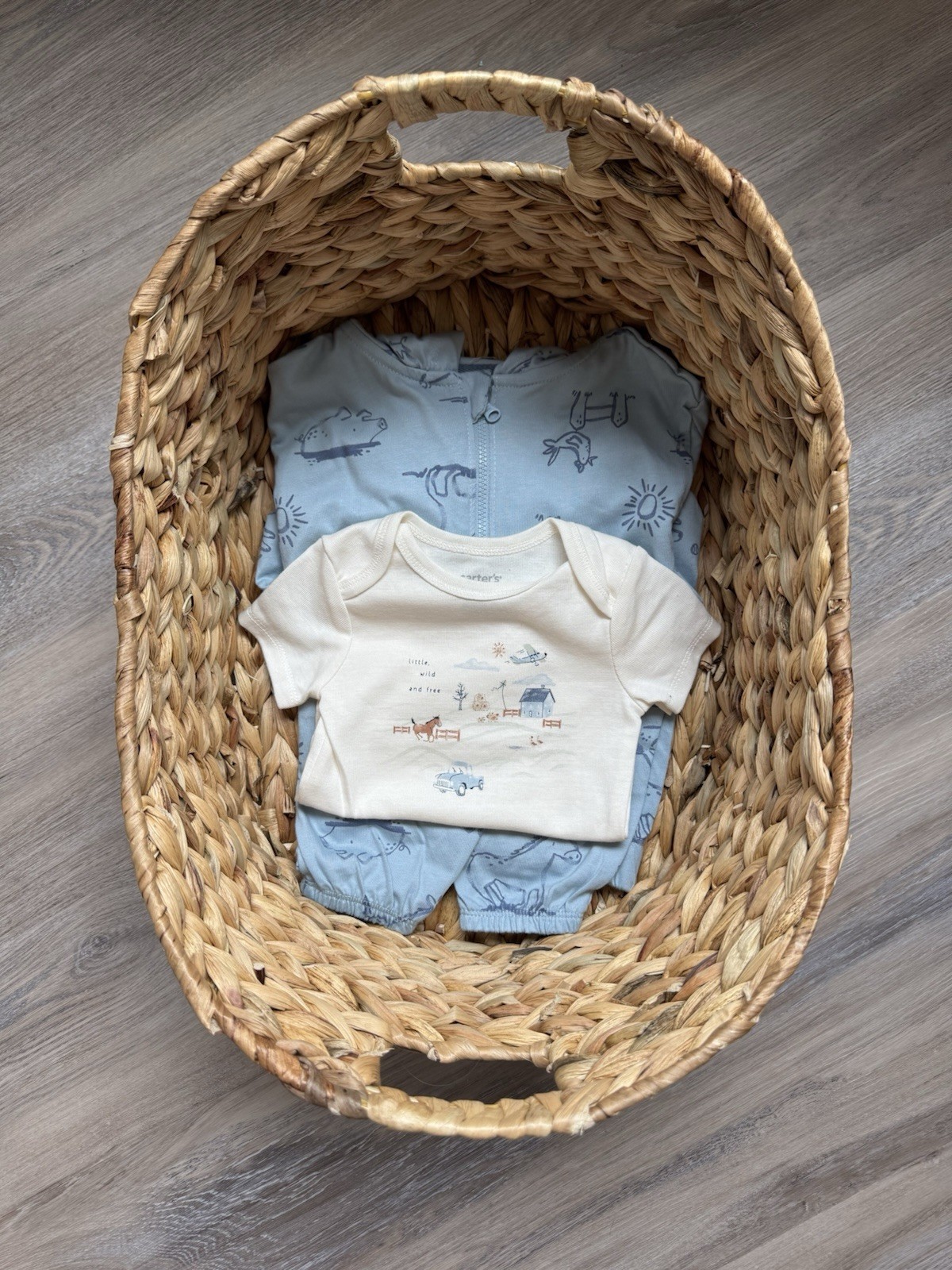 Carter’s Newborn 3-Piece Outfit Set Bodysuit Pants Hooded Zip Jacket Blue/White