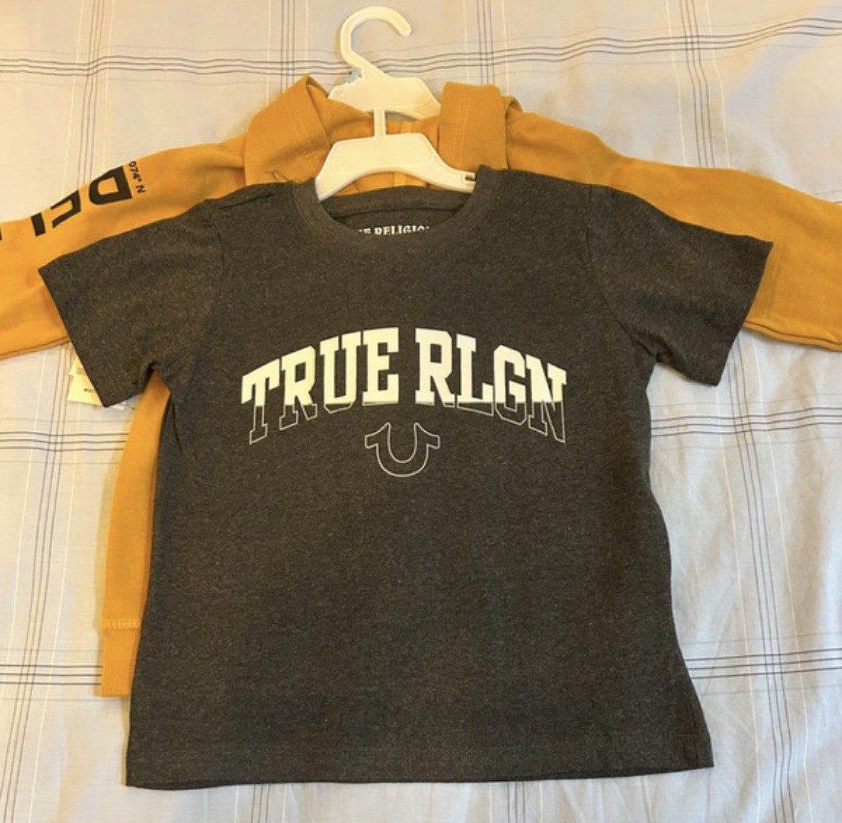 True Religion Boys Hoodie Hooded Top And T-shirt Set Age 5 BNWT grey mustard