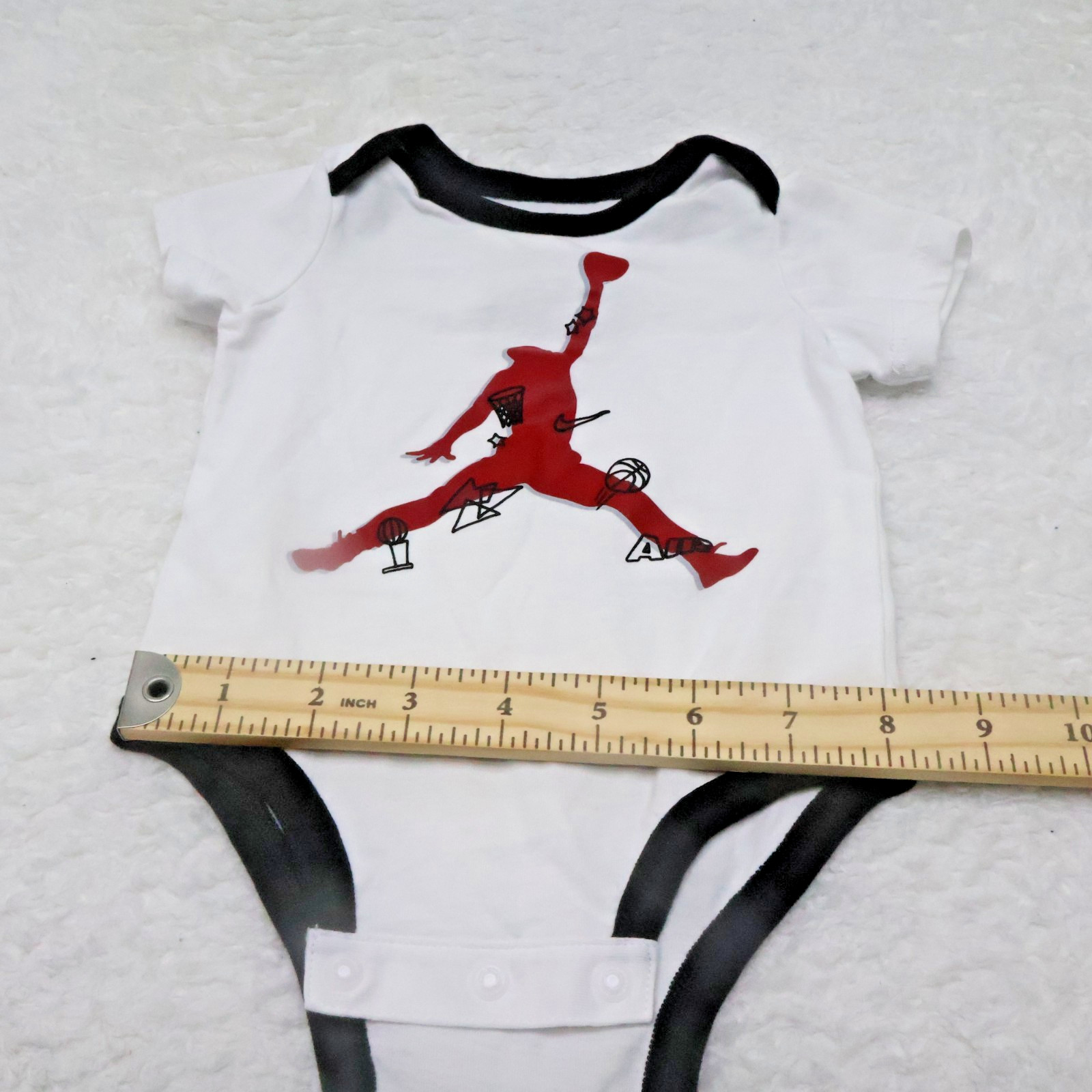 Jordan Baby Bodysuit 3M White Black Jumpman Infant One Piece 0-3 Months