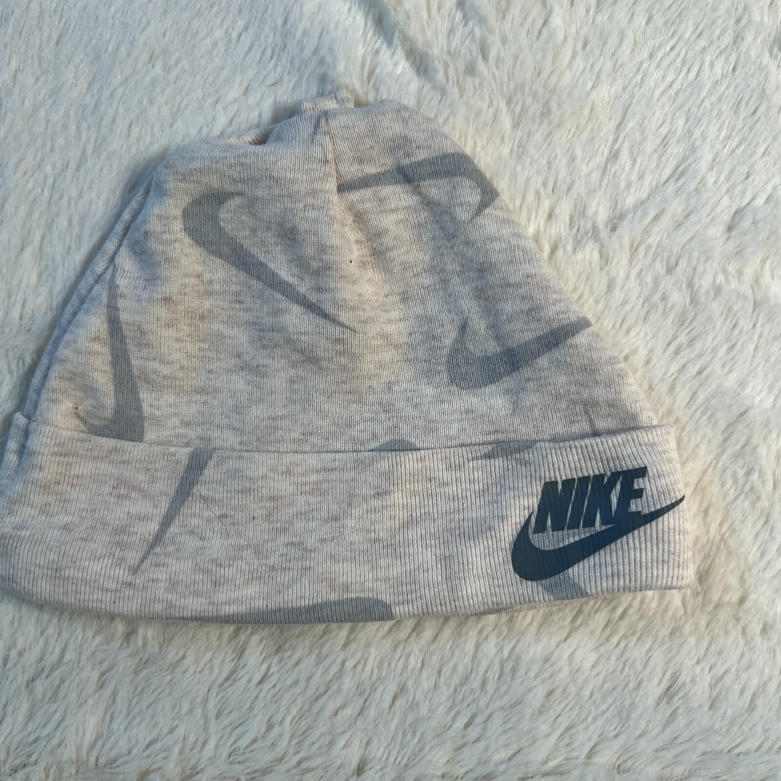 Nike Baby Hat 3M – Gender Neutral – Gray with Tan Print Pattern – Swoosh Logo