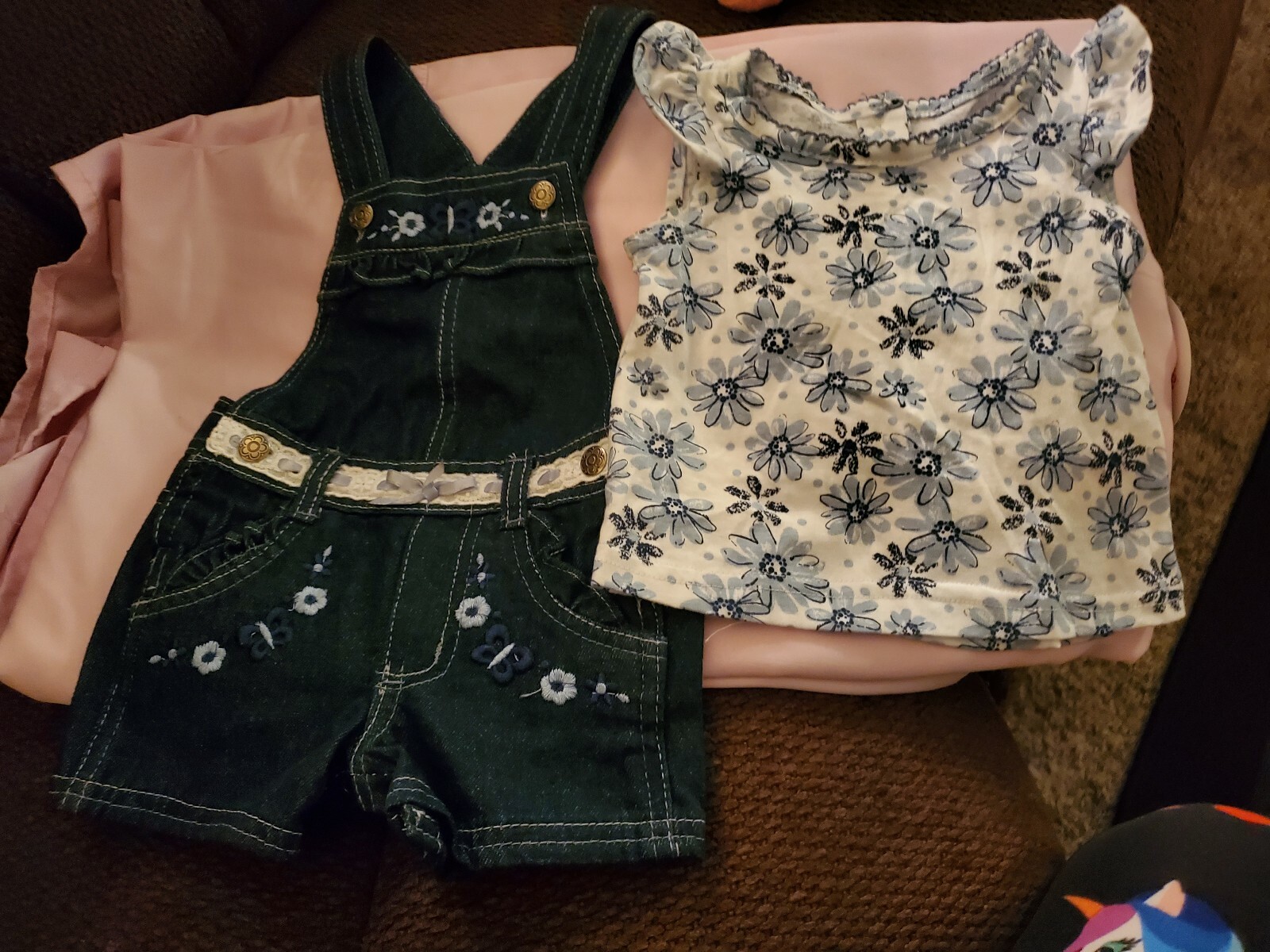 Nannette Kids Brand Overall Denim Short Size 12 Months Blue & White Flower Print