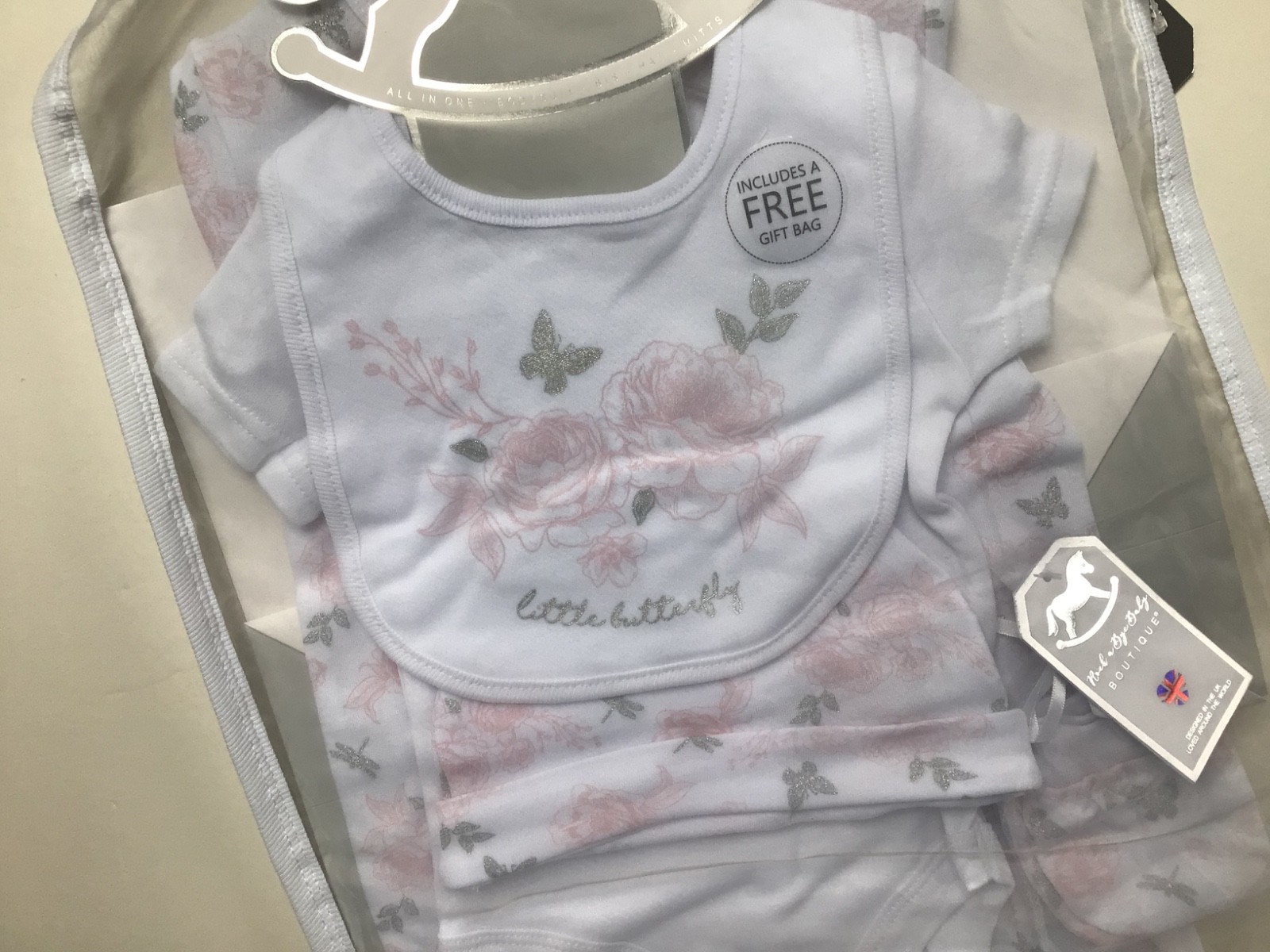 Baby girls floral 6 piece Layette Gift Set with Free Gift Bag