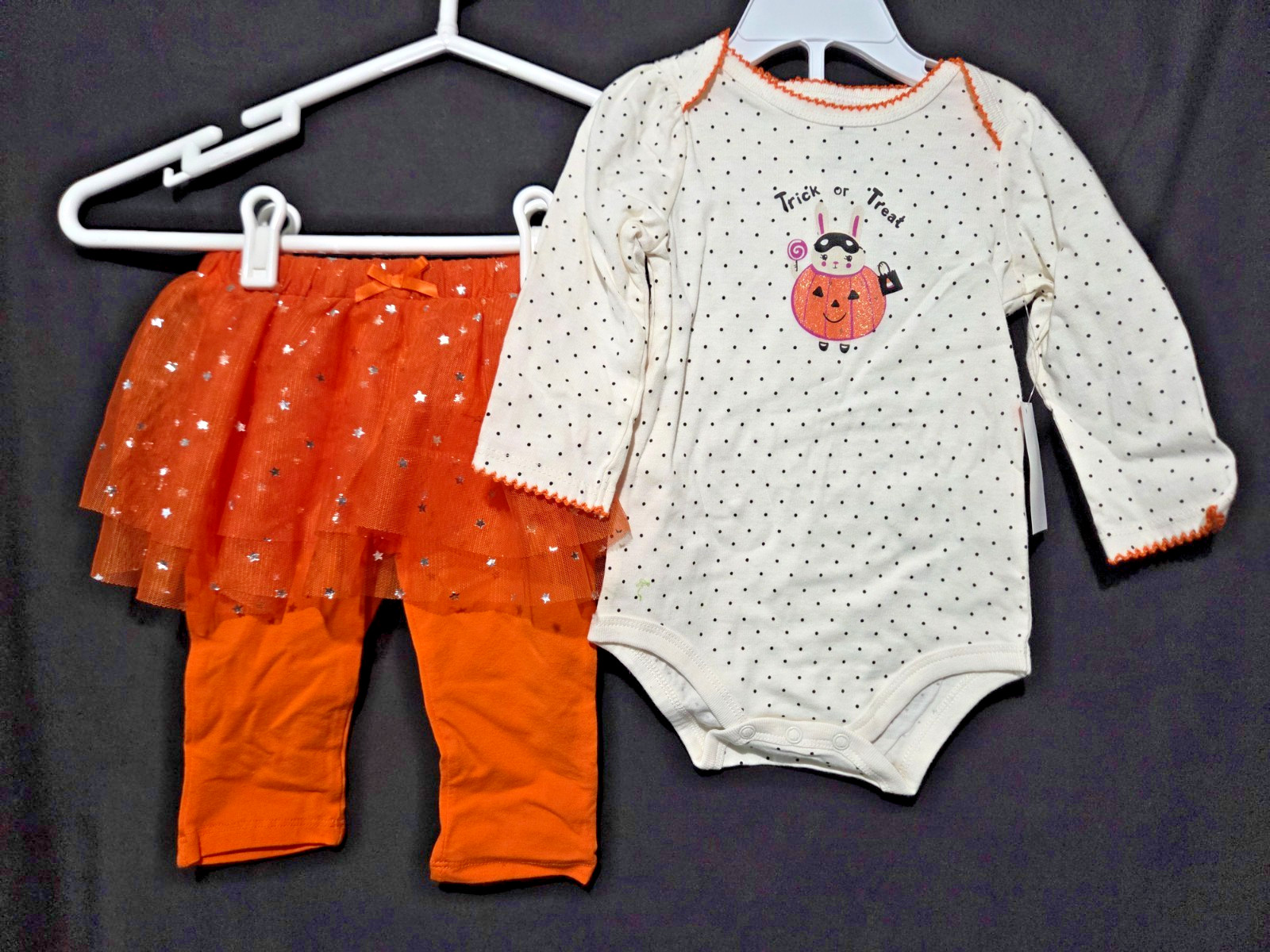 Halloween Girls Size 6-9 mths 2 pc Set Bodysuit, Pants & tutu Orange & Cream