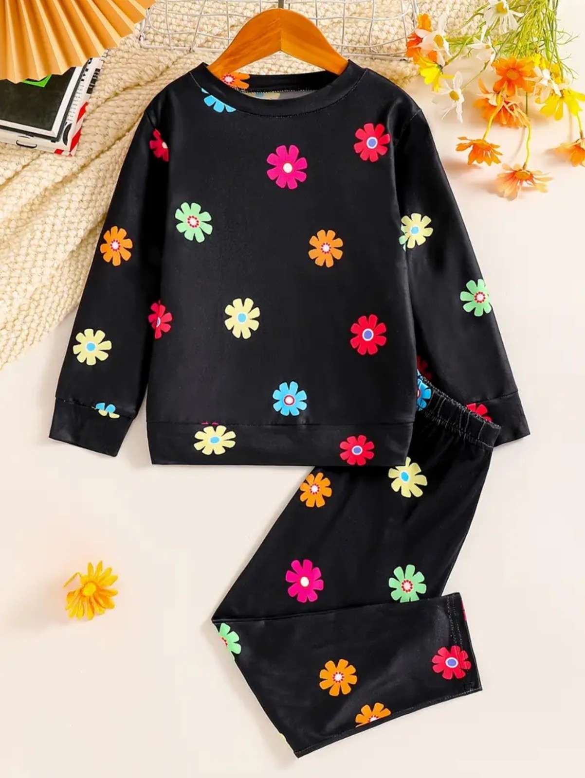 2-Piece Girls Floral Print Midnight Set Long-sleeved (5/6yrs Only)