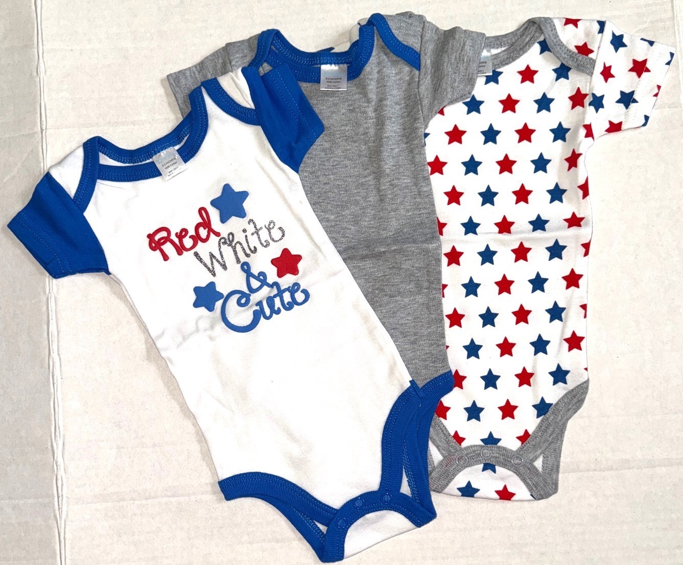 BABY KISS 3 piece set gray/red/white/blue CUTE motif size 0-3 months