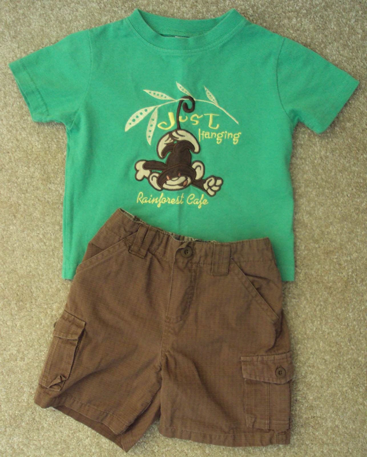 Rainforest Cafe Monkey Shirt & Cargo Shorts for a Toddler Boy Size 2t