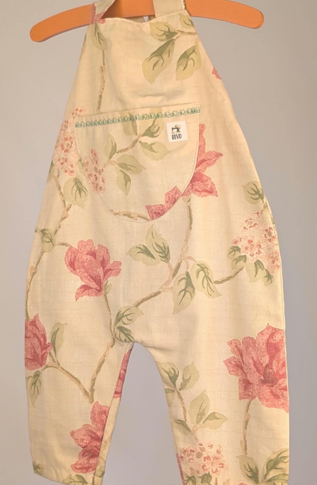 Vintage floral Dungarees for your Stylish Toddler (3-4 years)”