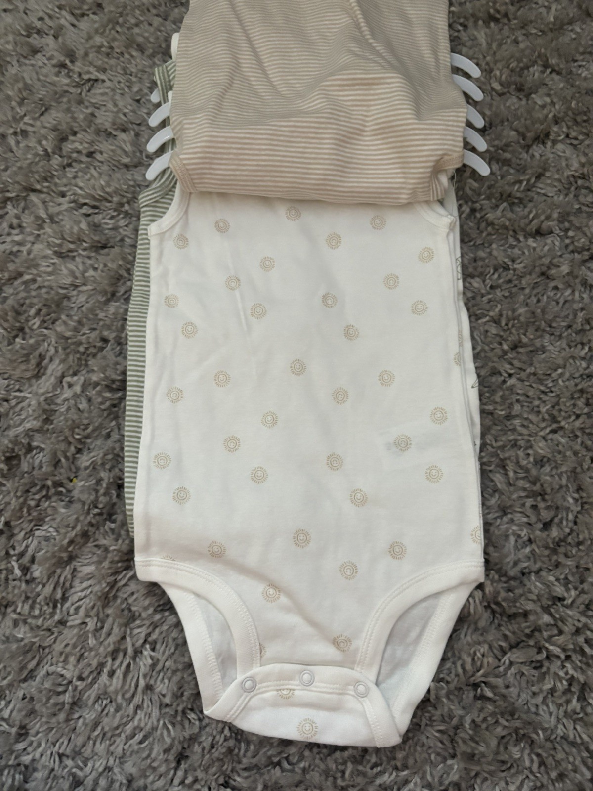 Carter’s 5 pack body suits – neutral colors – 24 months – brand new with tags