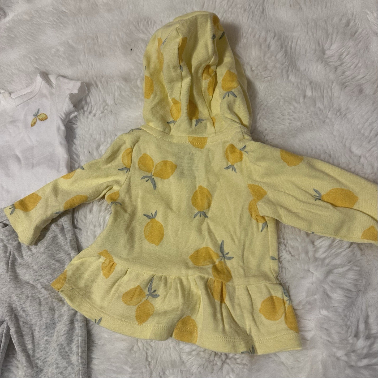 Carter’s Child of Mine Newborn Lemon Hoodie Set 3-Piece Outfit 🍋