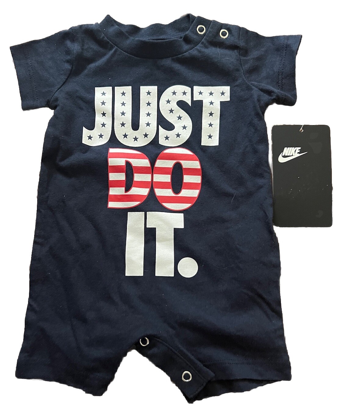 AIR NIKE BABY BOYS 5-pc GIFT Set: 2 Bodysuit, Shorts Bib & Booties NEWBORN