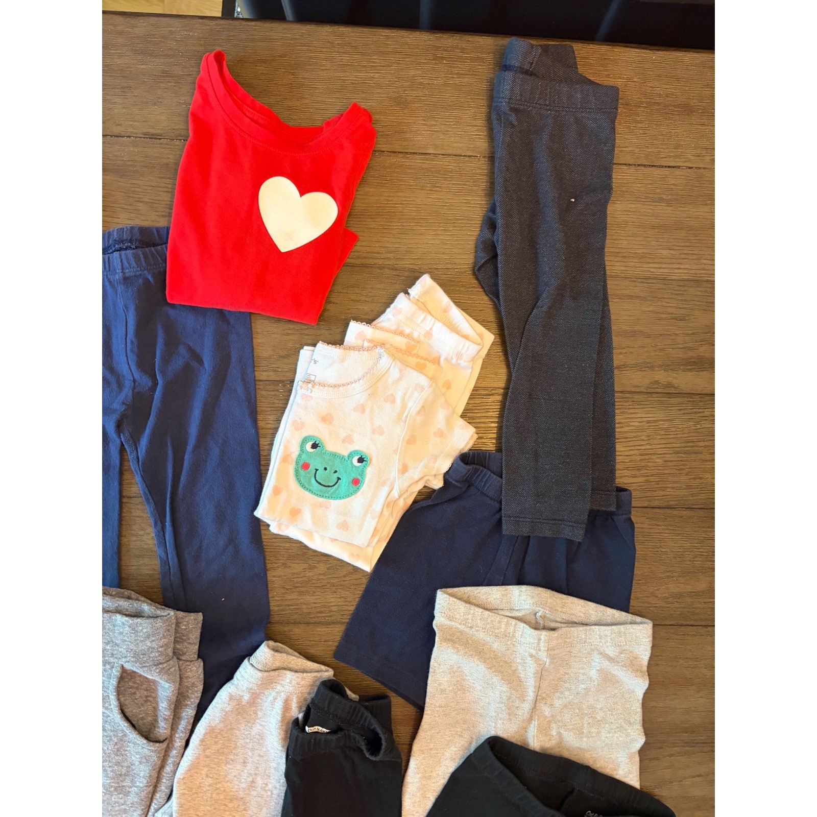 Old Navy & Mixed Brands Toddler Girls 2T Clothing Lot Leggings Shorts Tops 10pc