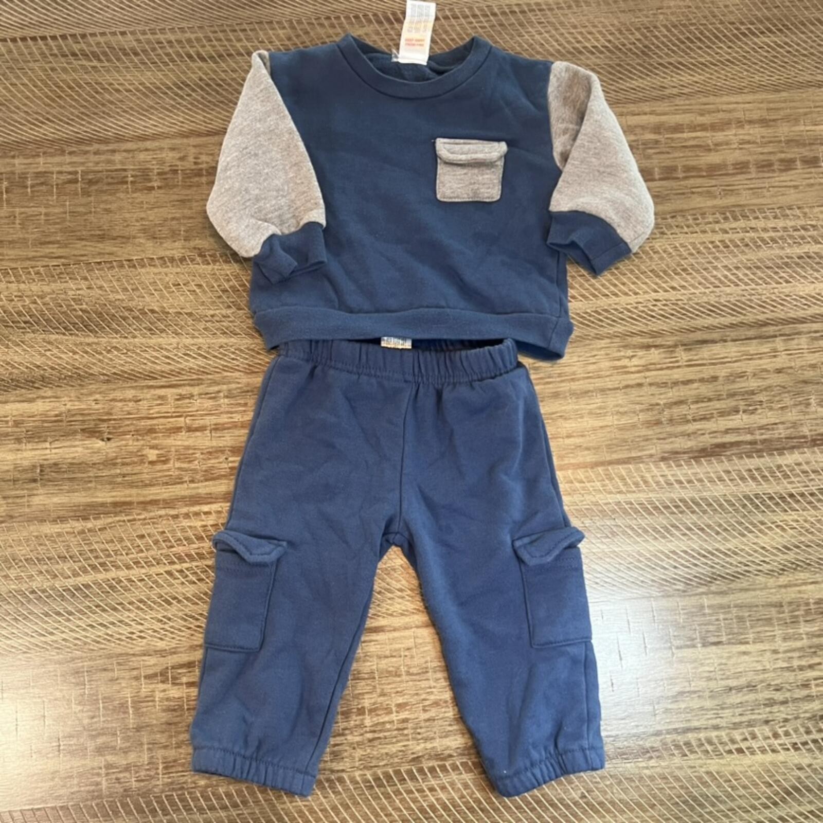 Chickpea Baby Boy Matching Cargo Sweatsuit – 9M