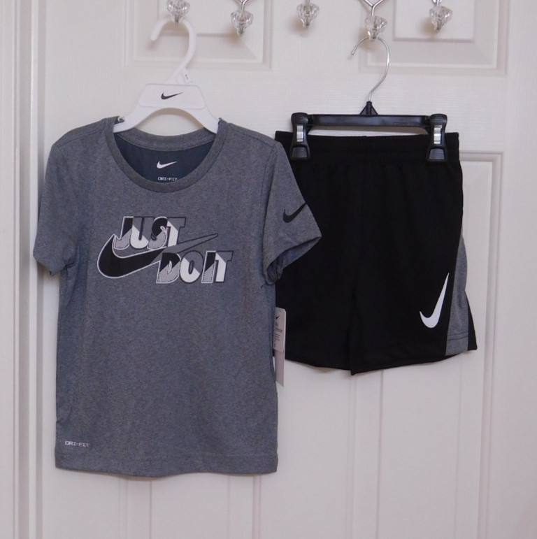 NWT 2pc Nike Gray White Black Logo Shirt & Shorts Set sz 3t or 4t