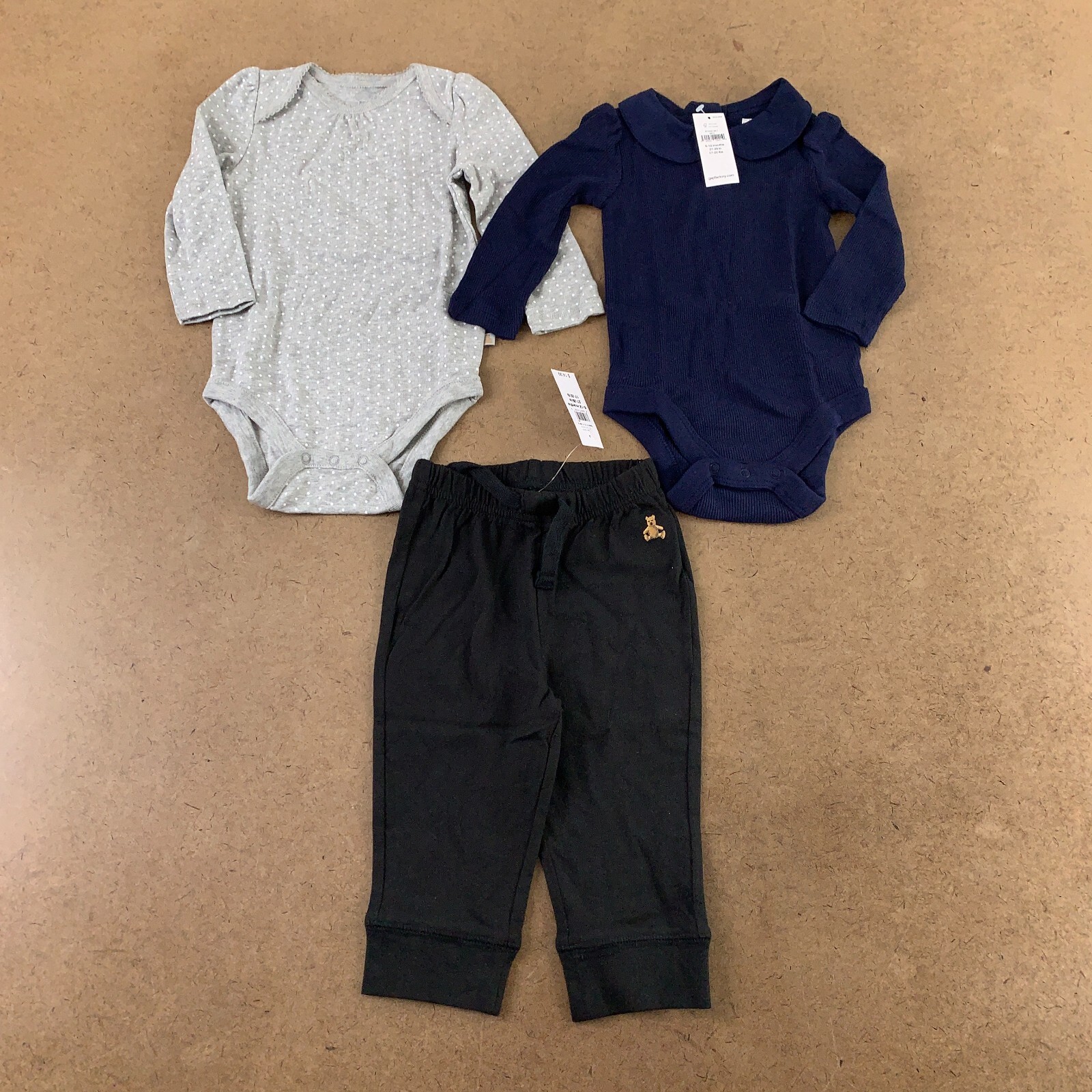 Baby Gap Size 6-12 Months Navy/Gray Long Sleeve Bodysuits Black Joggers NWT