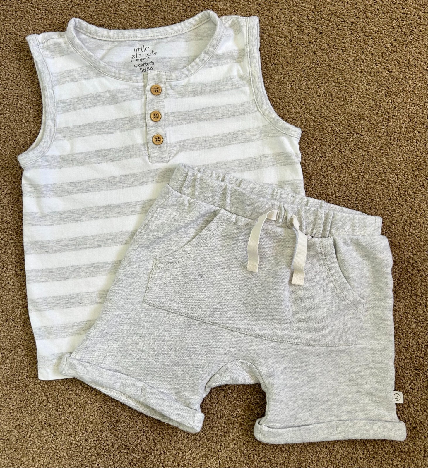 5T Little Planet Organic by Carter’s Tank Top and Short Playwear Set