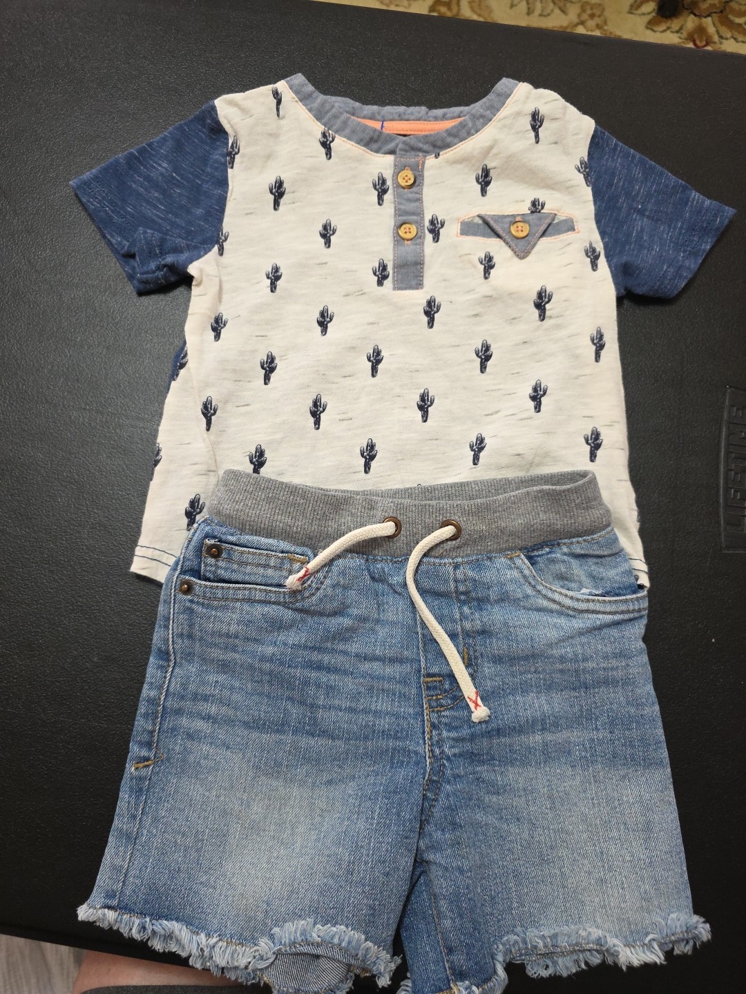 Boss Sz 18m-2t Short And Button Front Shirt Outfit