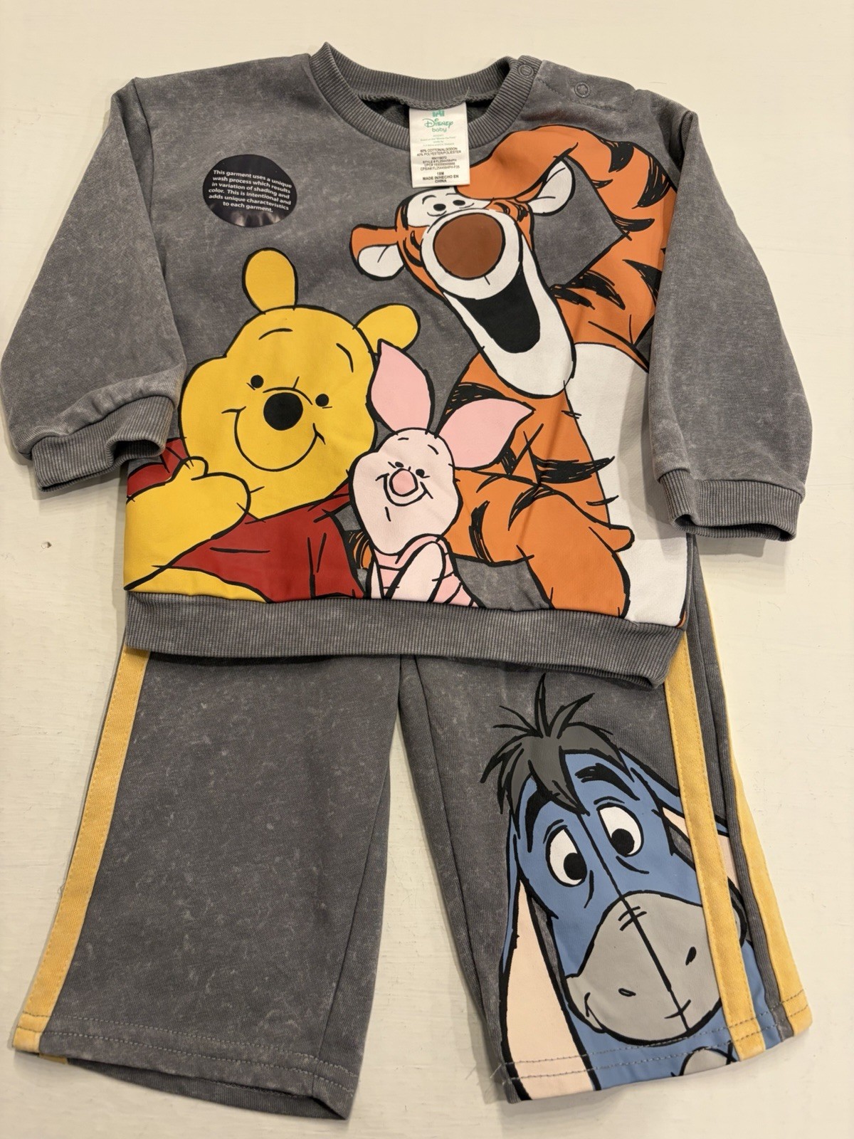 Winnie the Pooh Baby Long Sleeve Crewneck Sweatshirt And Pants Size 18 Months