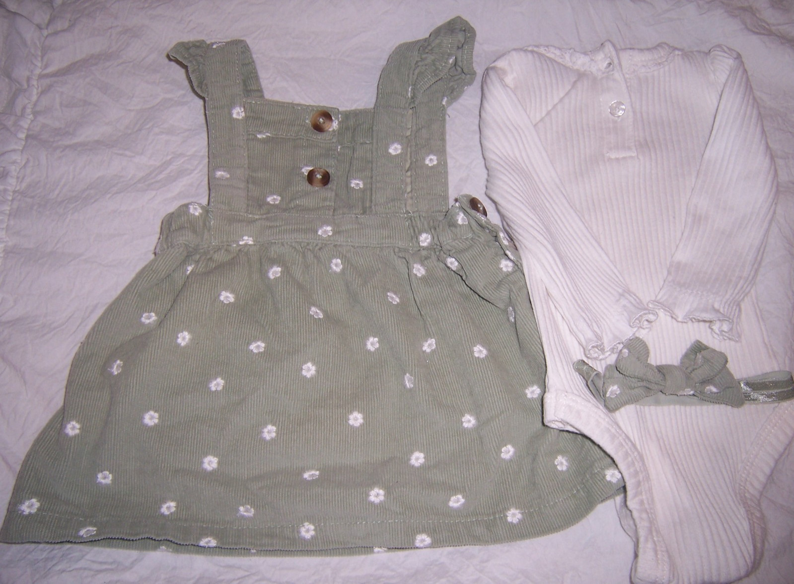 Lot of 9 Fall/Winter Baby Girl Clothes – 6- 9 mo – Wrangler, Nicole Miller