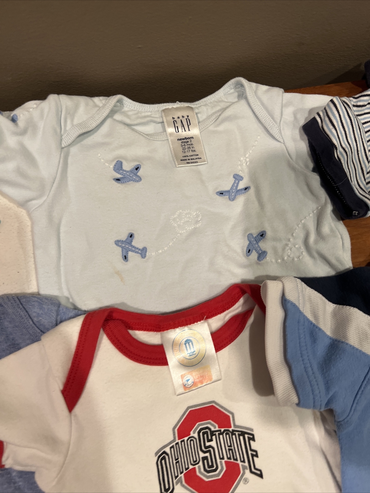 10 Piece Toddler 3-6 M Lot Polo Nike Gap 7 Bodysuits 2 Shirts 1 Shorts Hat