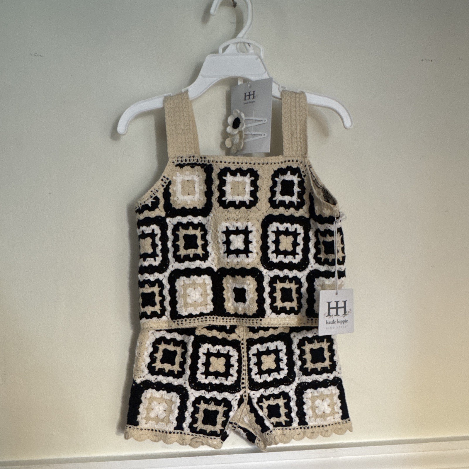 Haute Hippie Girls 2pc Crochet Top & Shorts Set 3T Beige/Black/White Geo