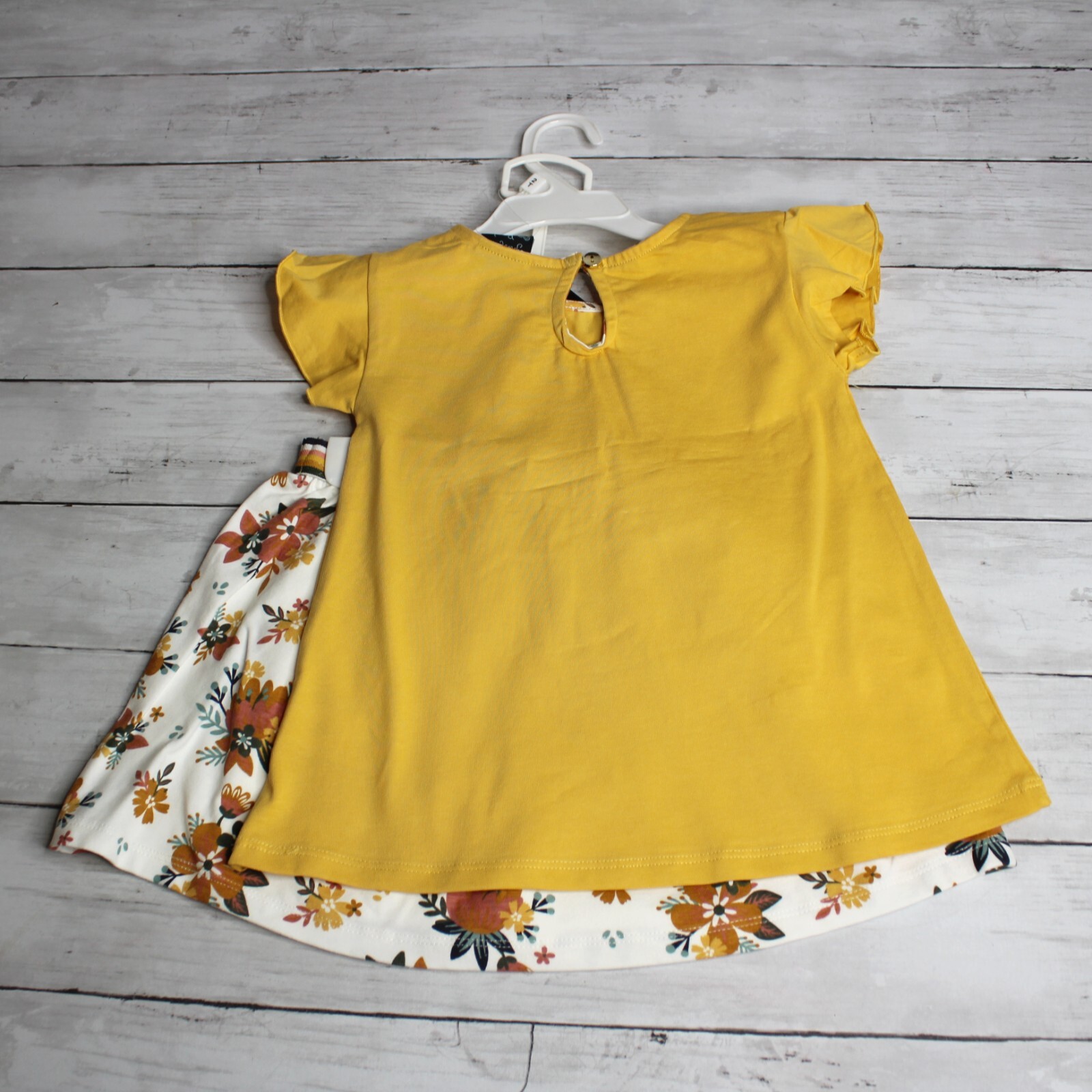 Cynthia Rowley Girl’s Top Skirt Skort Set Size 4T Yellow Pink Floral Shorts