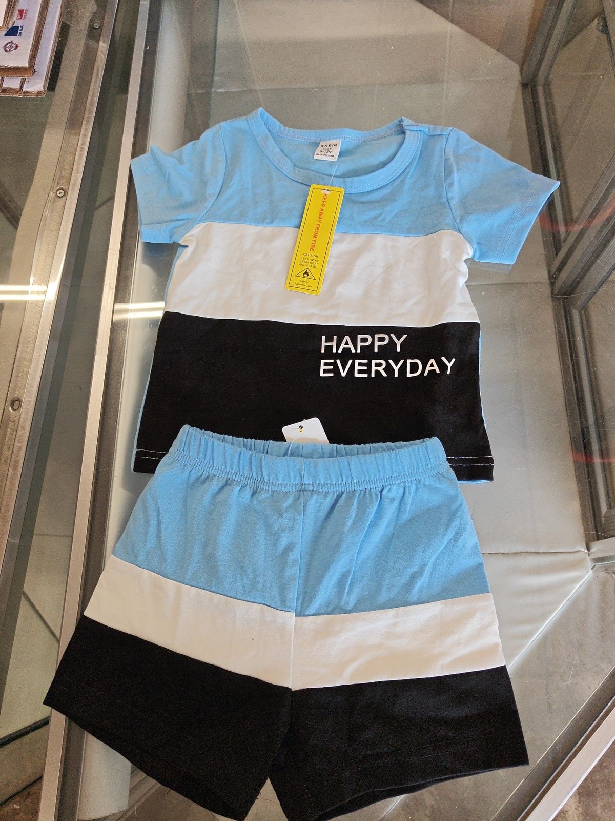 SHEIN Baby Boy Happy Everyday Colorblock T-Shirt and Shorts Set 9-12M