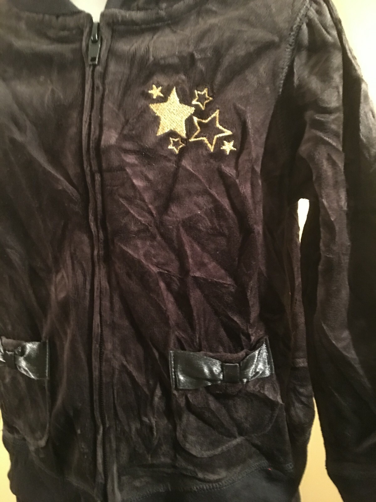 Faded glory girls velour pant set with stars 2pc set 3T Black w/gold star patch