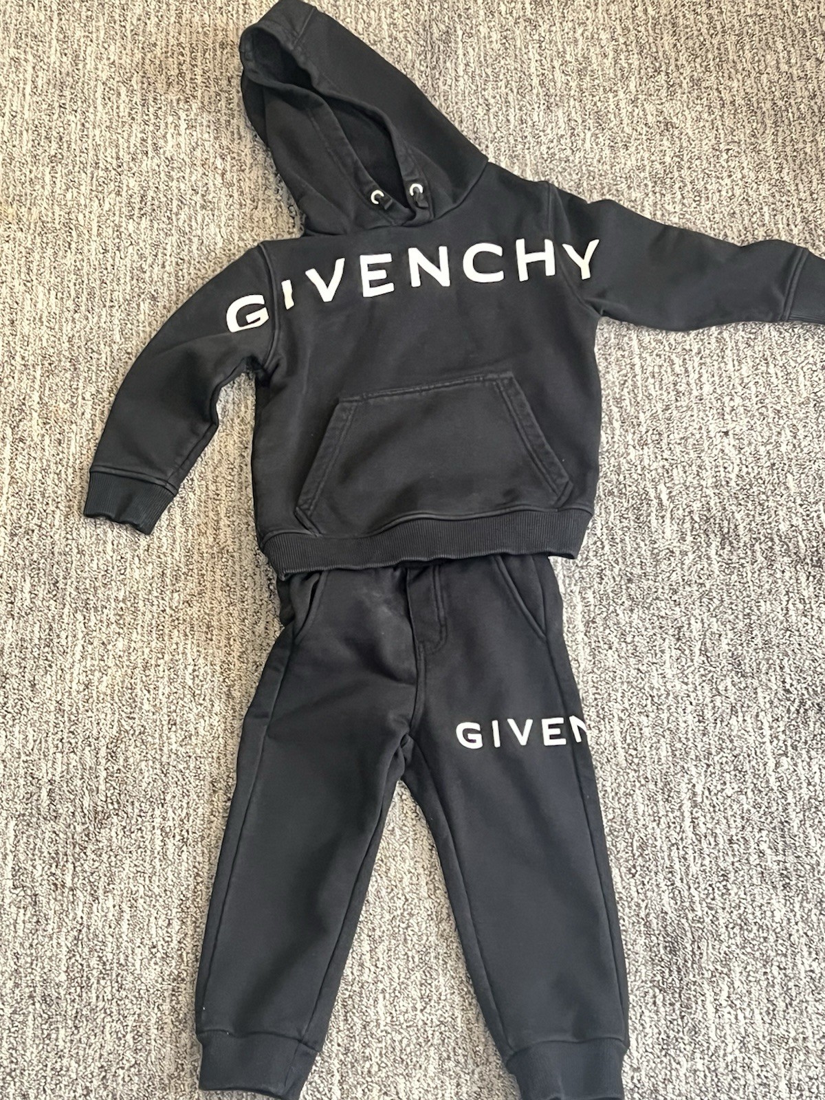 Toddler Size 4T Givenchy Sweatsuit. Pre-loved Gently Used Authentic Designer.