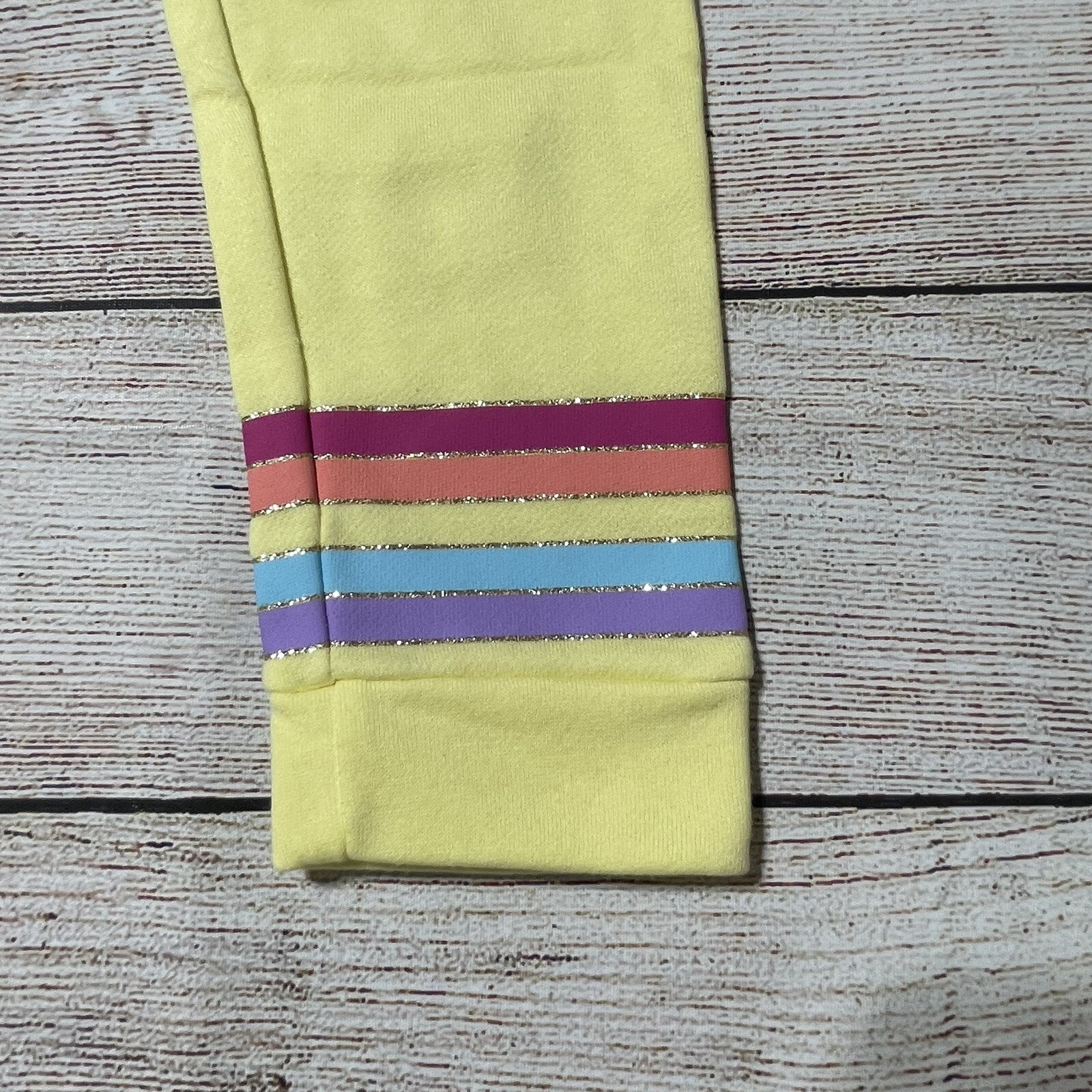 Toddler Girl Rainbow 2 Piece Outfit Size 3T. NWT! Colorful And Cozy. Yellow