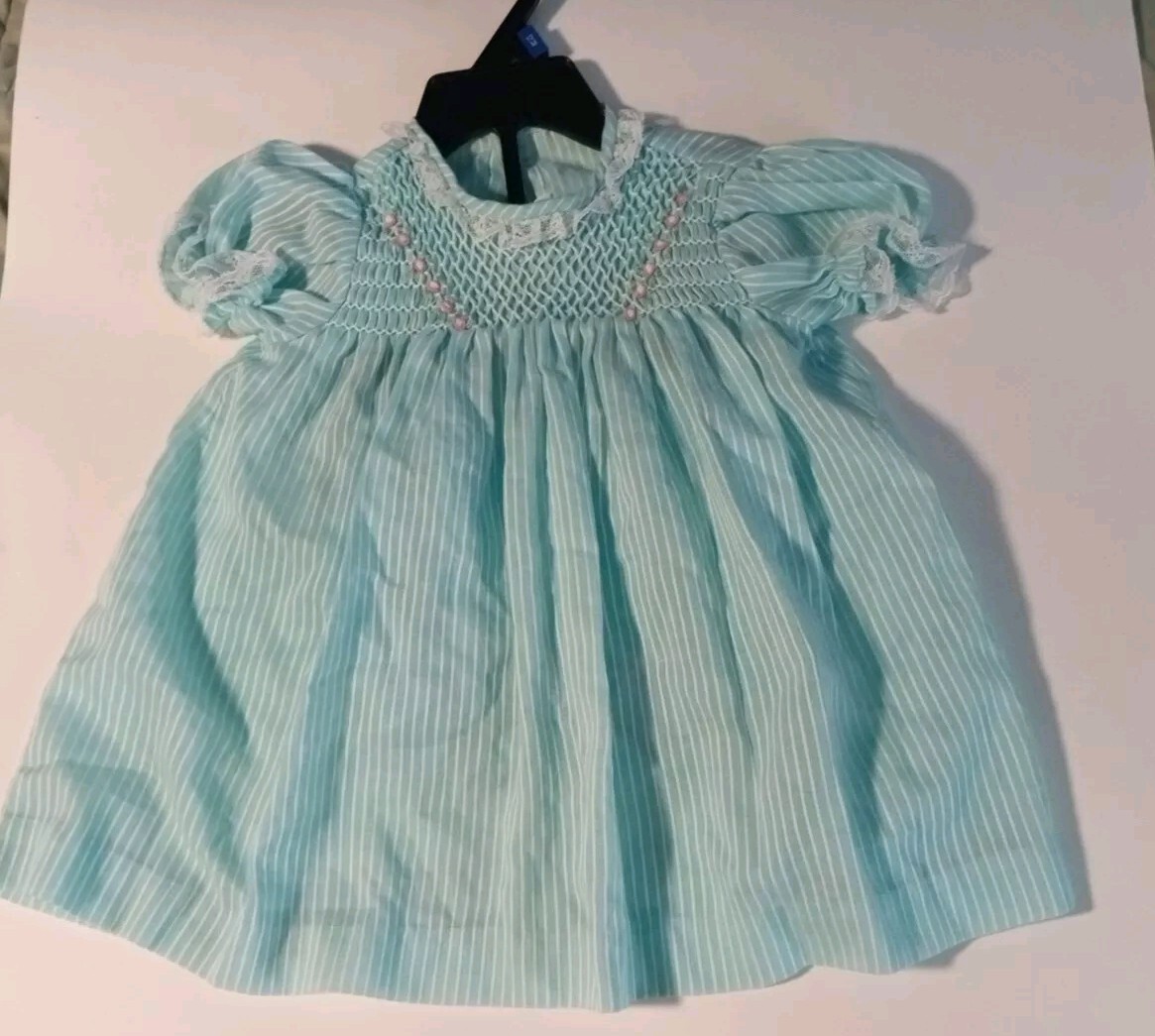Vintage Nanette Aqua Floral two piece baby set. Excellent Cond..So Sweet 12’Mon