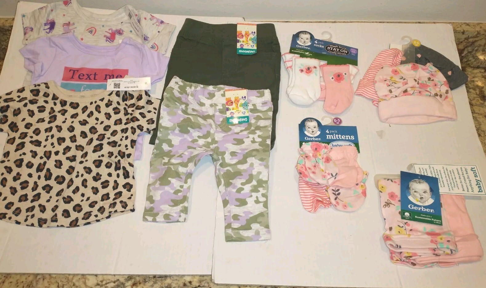 Garanimals Infant T-shirts, pants, Leggings, Gerber Mittens, socks, Hats S(0-3)