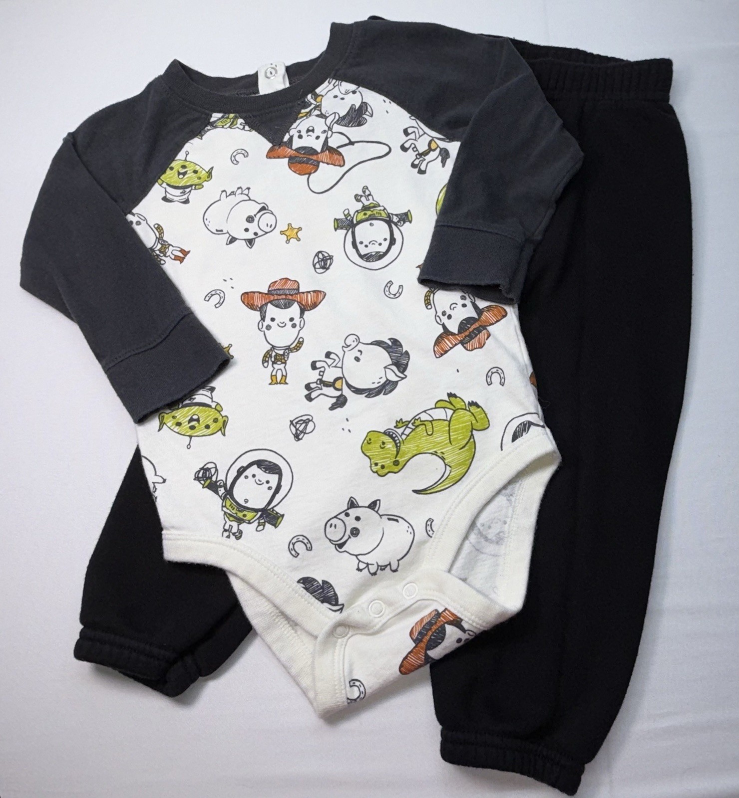Disney 18M Toy Story Baby Boys 2-Piece Print Bodysuit & Sweatpants Outfit Set