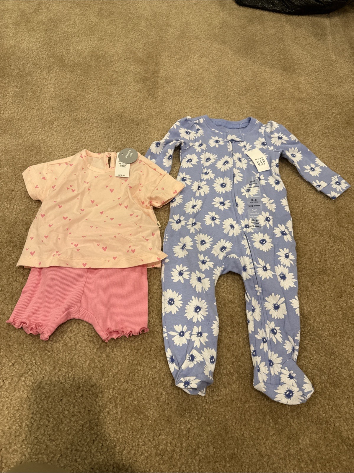 Lot Of 2 Baby Girl Clothes Size 3-6 Months Baby Gap A One Piece And A Two Piece