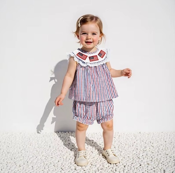 NEW 4th of July Patriotic Girls Smocked Flag Tunic Bloomers Outfit Set