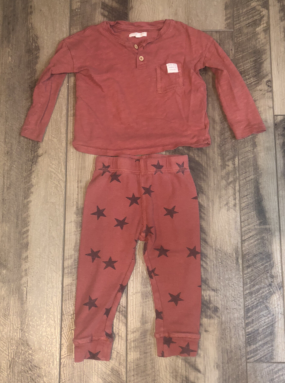 Grayson Collective Baby Size 2T 2pc Red Star Top & Bottom Set