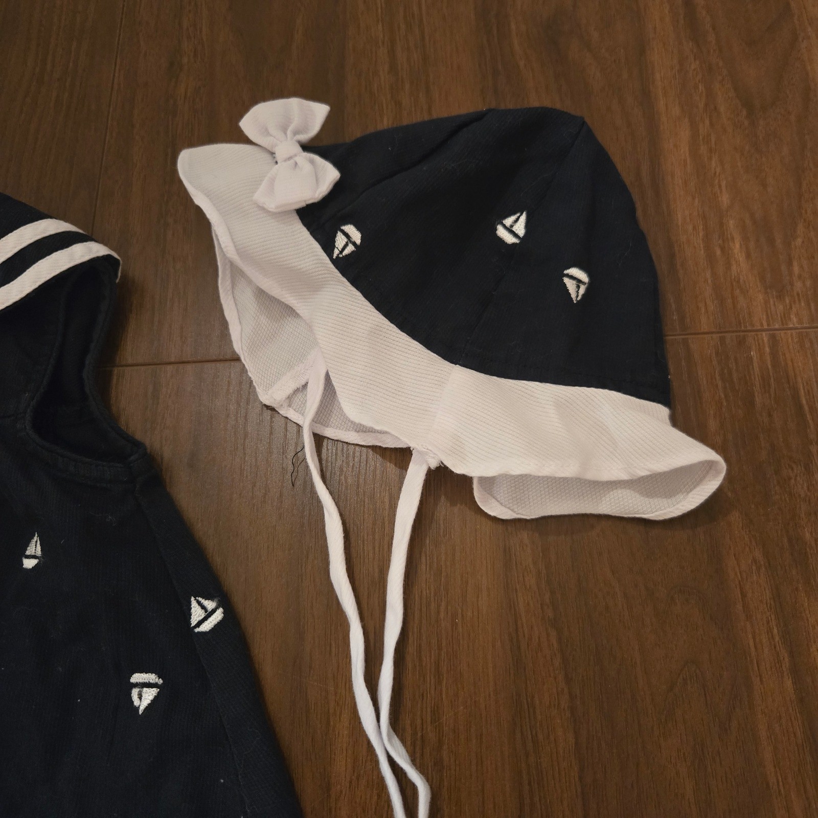 Samantha Says Baby Girls Navy Sailboat Sailor Outfit Set Hat Bloomers 3-6 Months