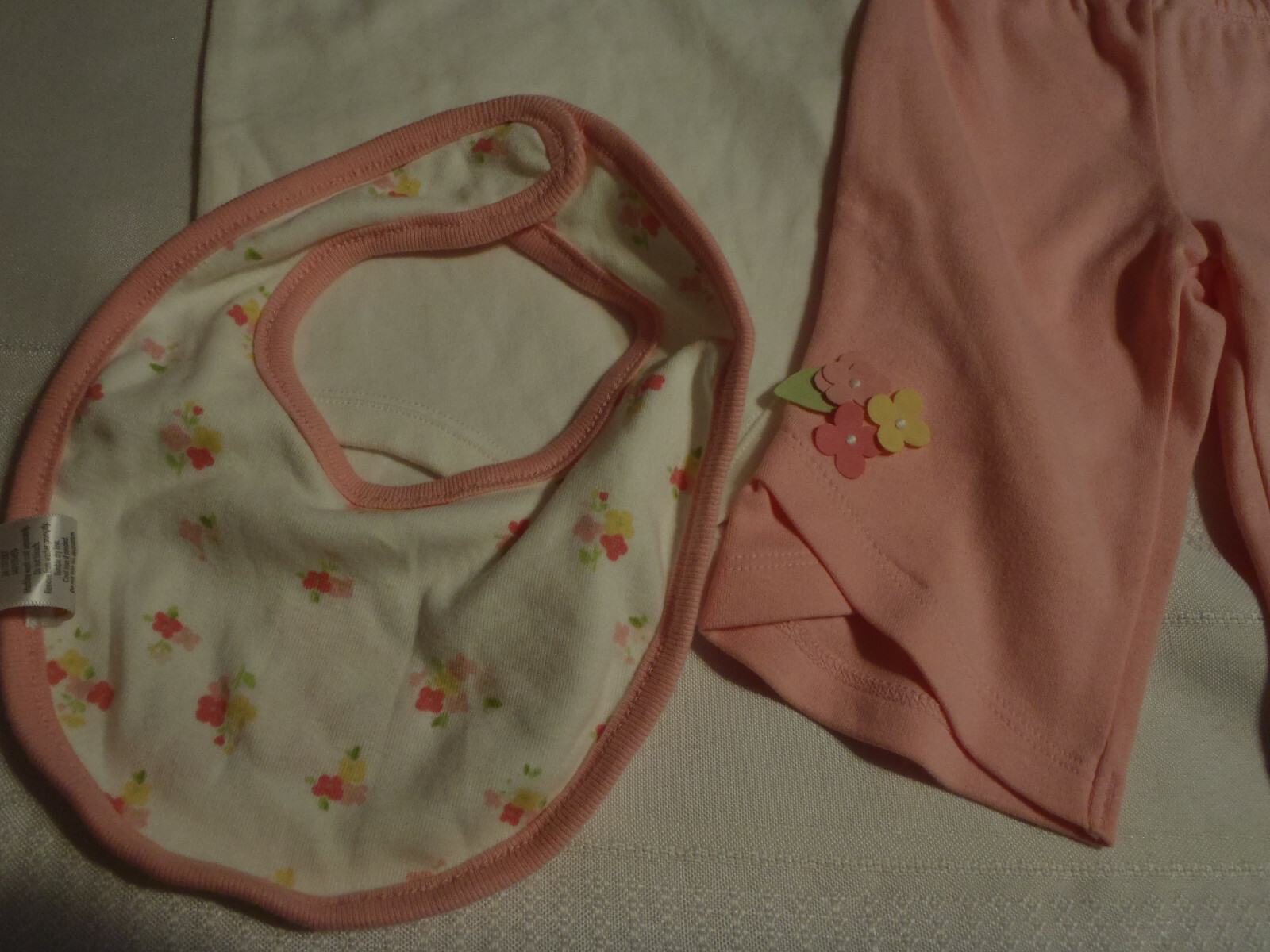 GYMBOREE Petite Petals 3-6 Month Pants Hat 6-12 Month Bodysuit Outlet Bib Outfit