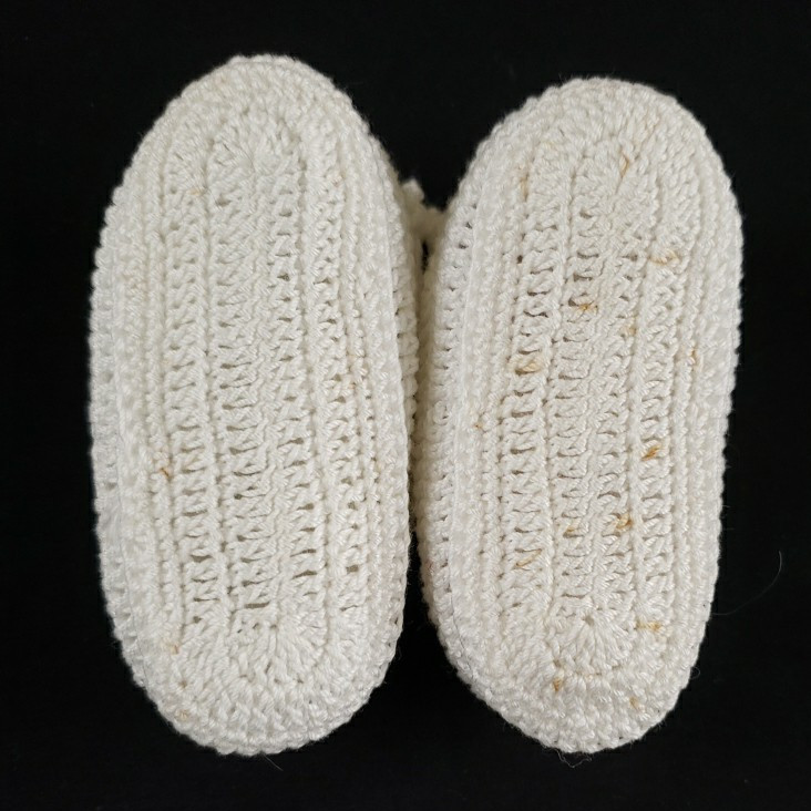 Vintage Handmade Knitted Baby White Layette 4 piece Set Sweater Cap/Hat Booties