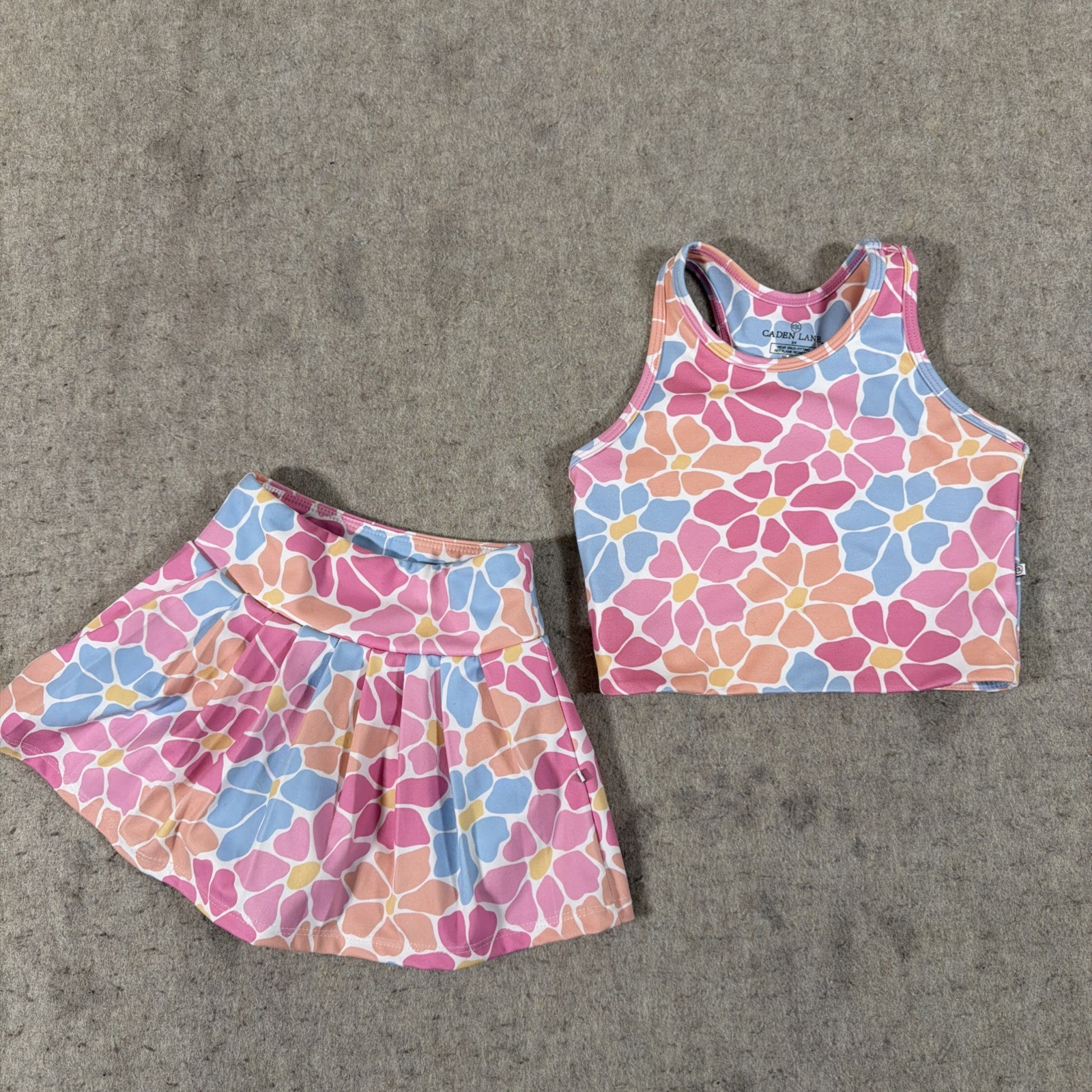 Caden Lane 3T 2 Piece Tank & Skort Pastel Floral