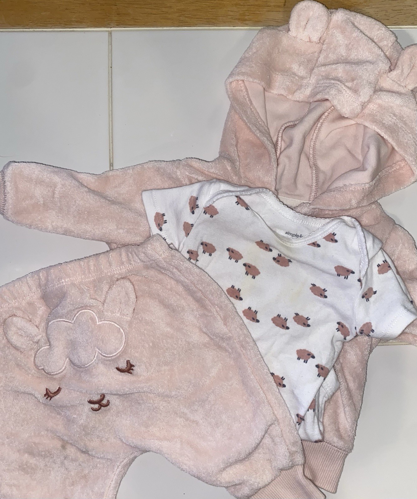 Carter’s 3M 3 Piece Outfit Set Pink Hooded Jacket Pants Bodysuit Sheep Theme