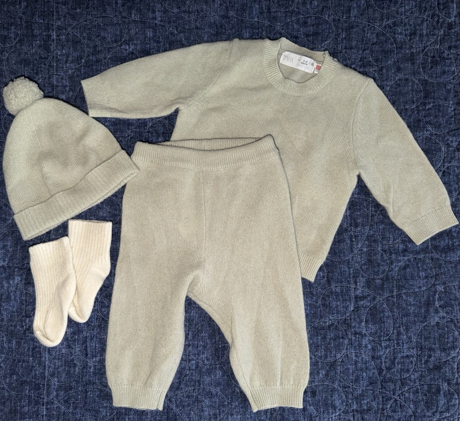 Zara 100% Cashmere Baby Set 1-3 Months Sage Green knit sweater pants hat 62cm