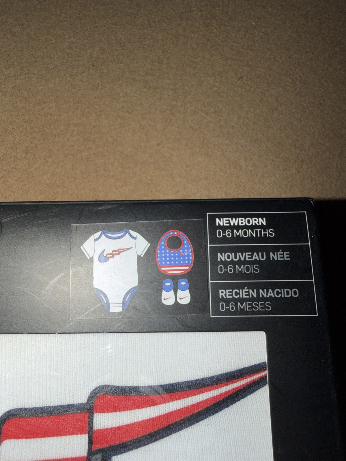 Nike 3-Piece Set Bodysuit, Bib And Booties Baby 0-6 Months Flag Patriotic USA