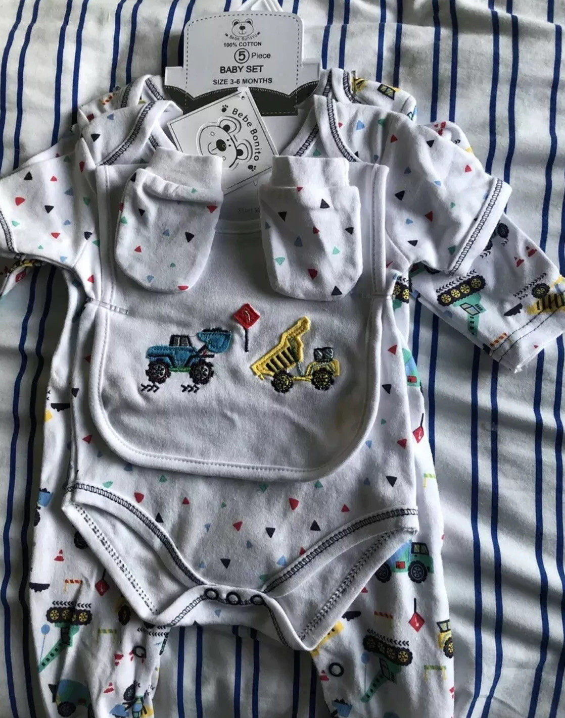 Bebe Bonito 5 Piece 3-6 Month Romper Set Construction Vehicles BNWT Lovely Gift