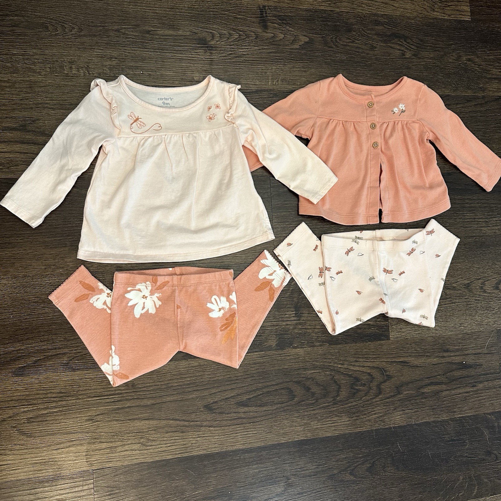 NWOT Carter’s Long Sleeve Legging Outfit Set Baby Girl 9 Months Peach & Cream