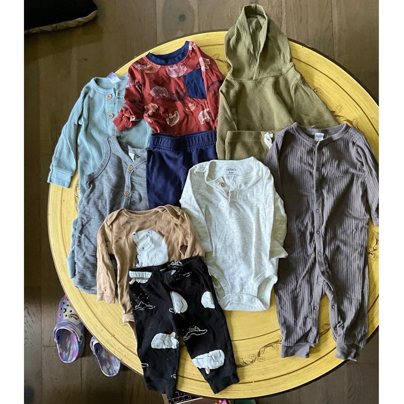 Assorted gender neutral 6-9 months baby clothes