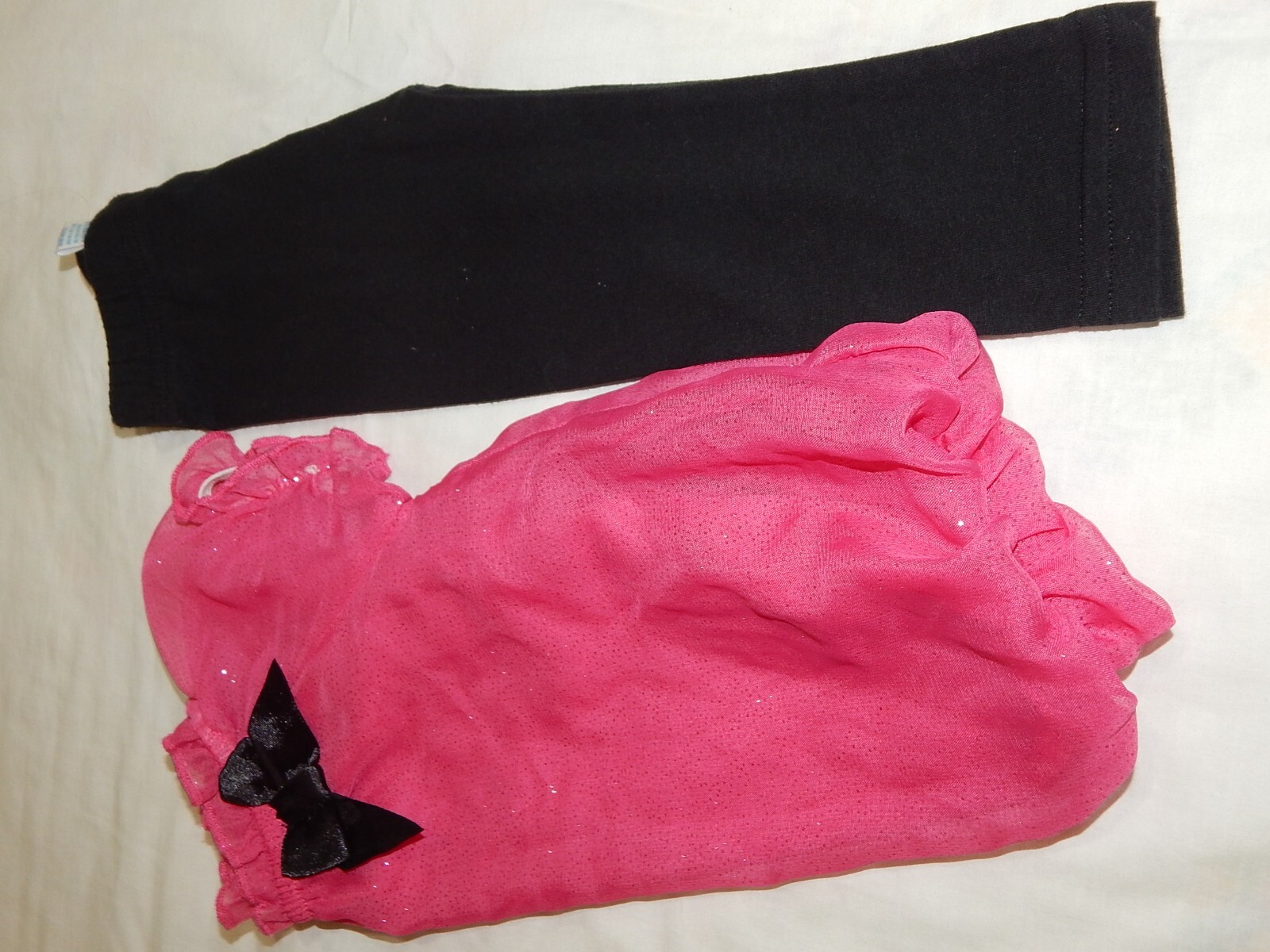Nwot Kidgets Girls 12 Months Pink Glitter Sparkle Bow Top and Black Leggings Se