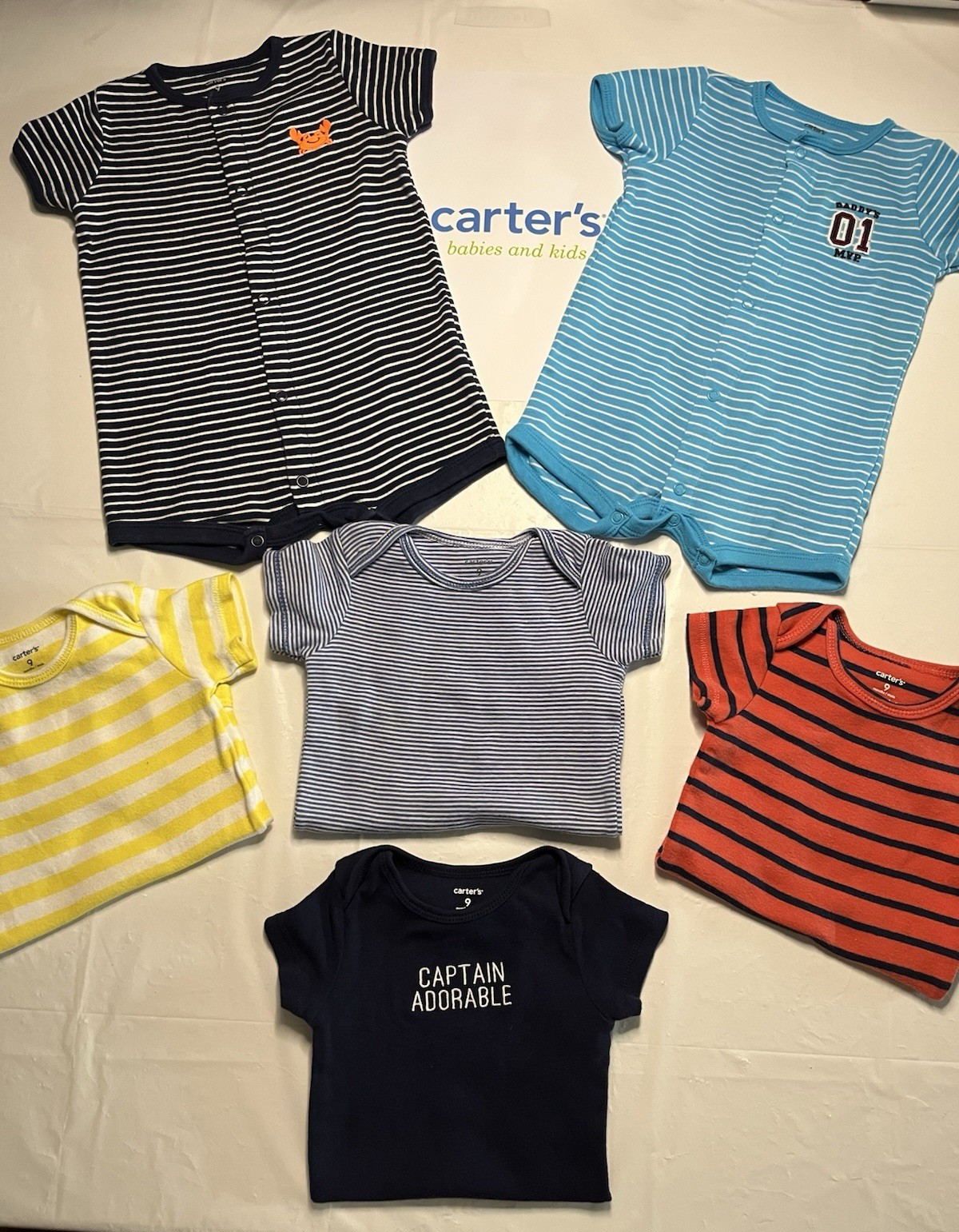 Carters Boys Lot Of 4 Shirts & 2 Rompers=6 Total-Size 9 Months-Bin110
