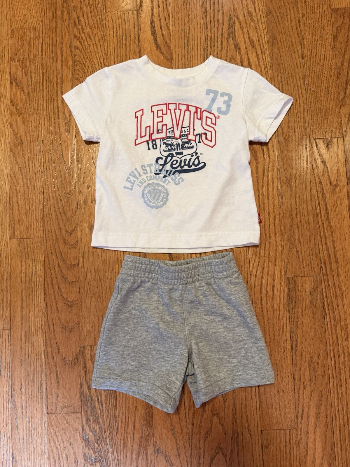 Levi’s 2T Shirt/Shorts Set