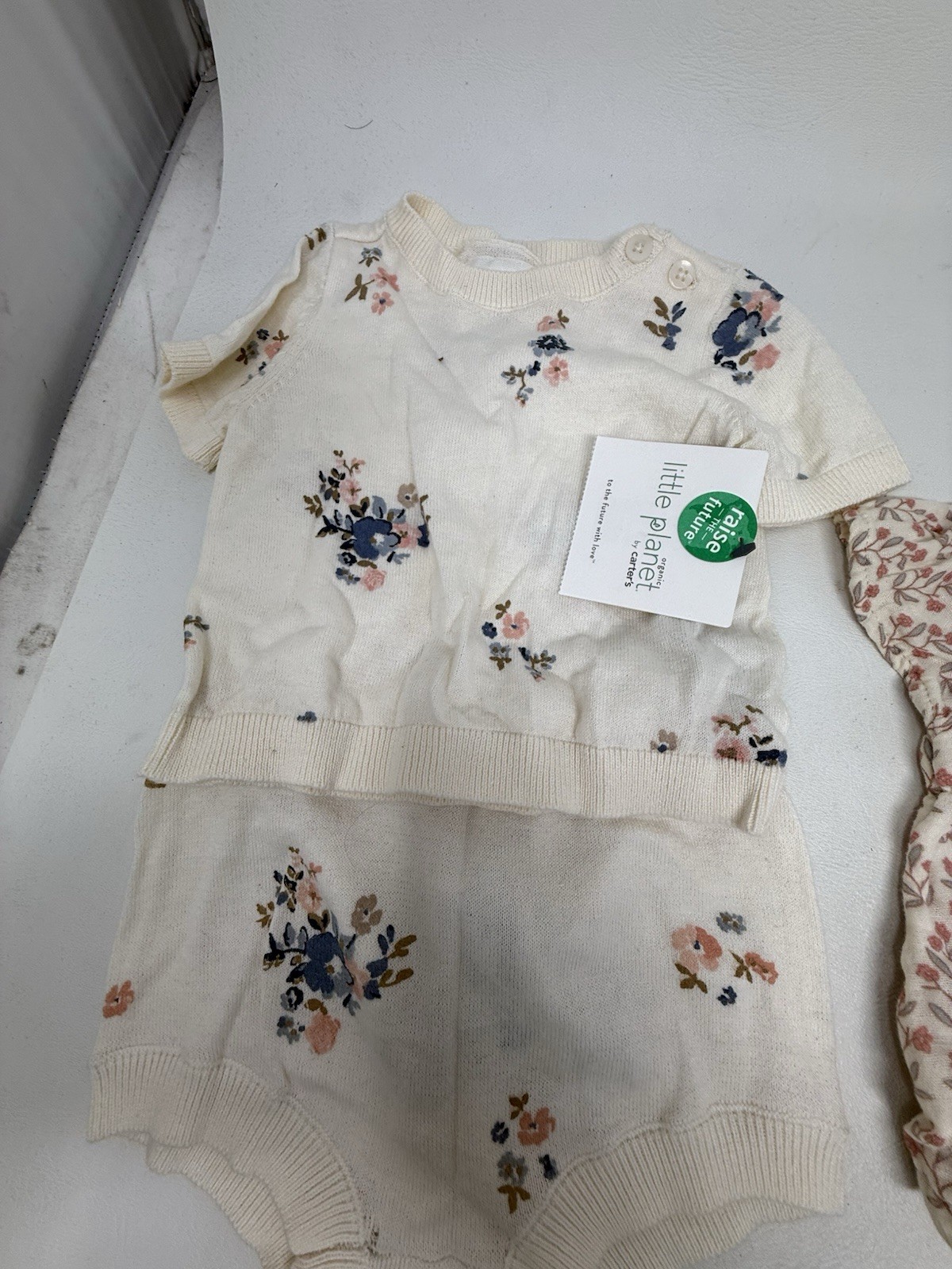 Little Planet Organic by Carter’s 3M Outfits (2) & Carters one-piece w/hat 3 mos
